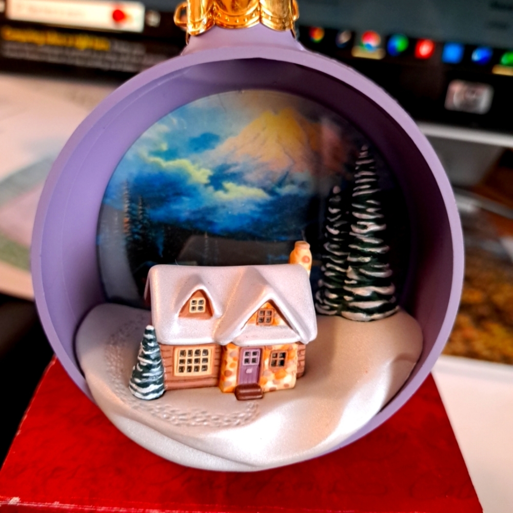 Hallmark Keepsake ornament The Warmth of Home, Thomas Kinkade.